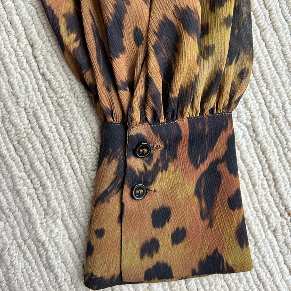 Leopard Print Georgette Dress. - Picture 4 of 4